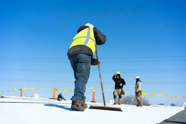 installing-flat-roof-2021-08-29-09-00-45-utc